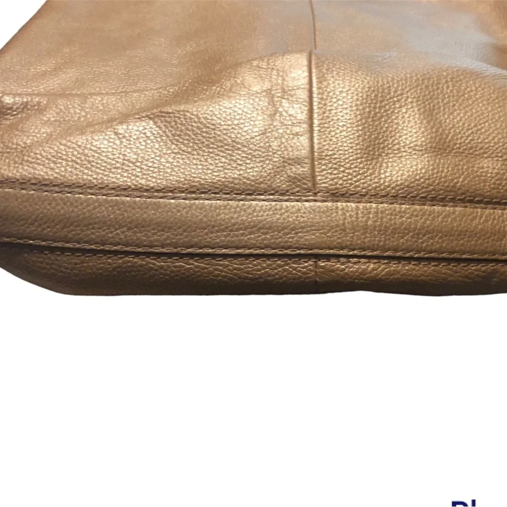 Coach purse - Picture 6 of 9